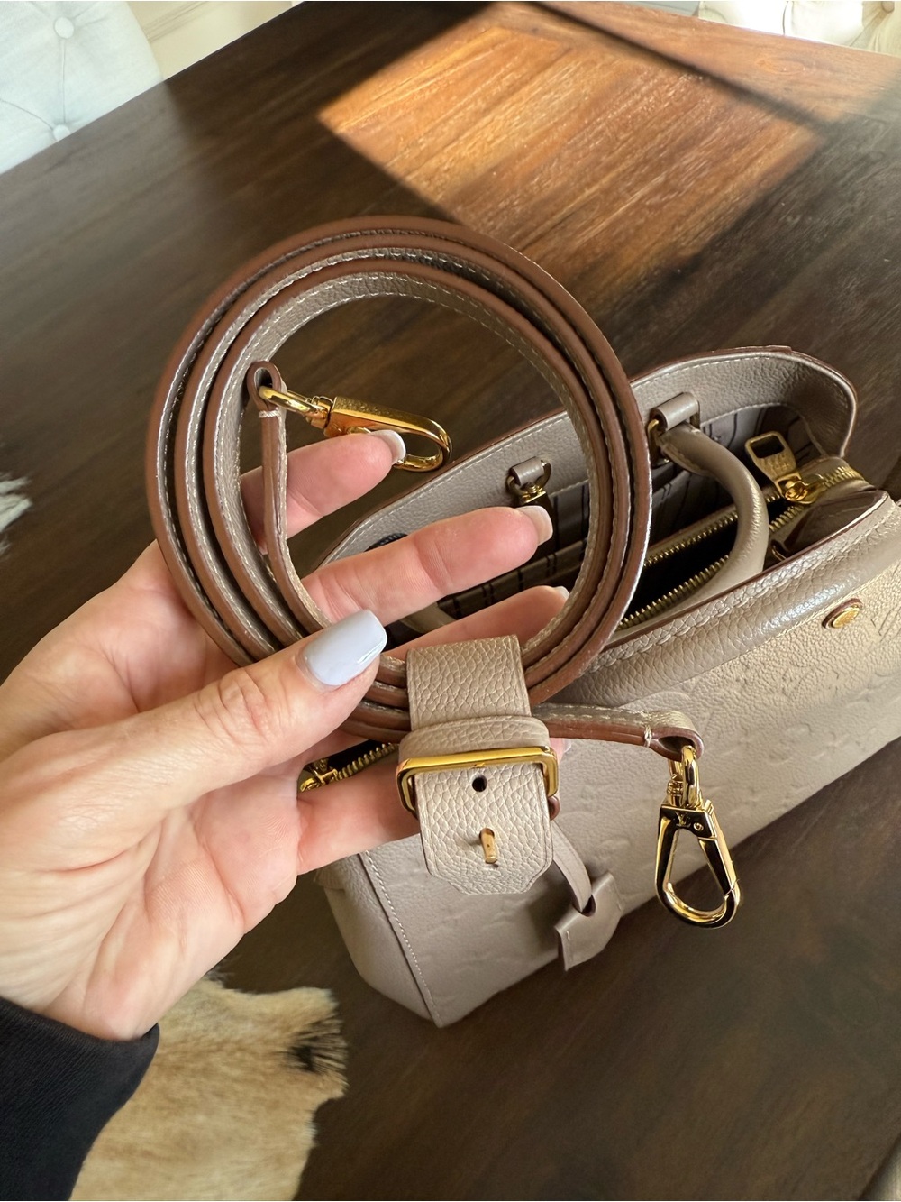 NWT!! Louis Vuitton Monogram Empreinte Handle Satchel/Crossbody. Neutral/taupe - Picture 14 of 15